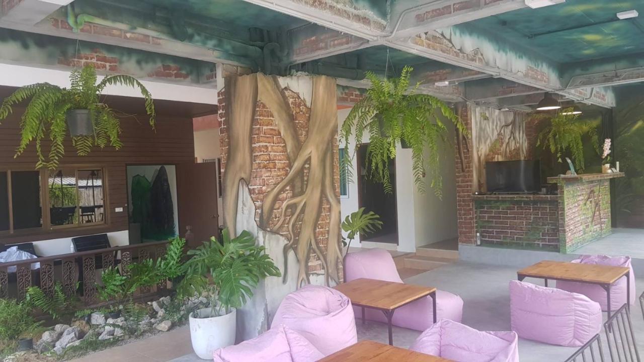 Save Hostel Ko Tao Luaran gambar