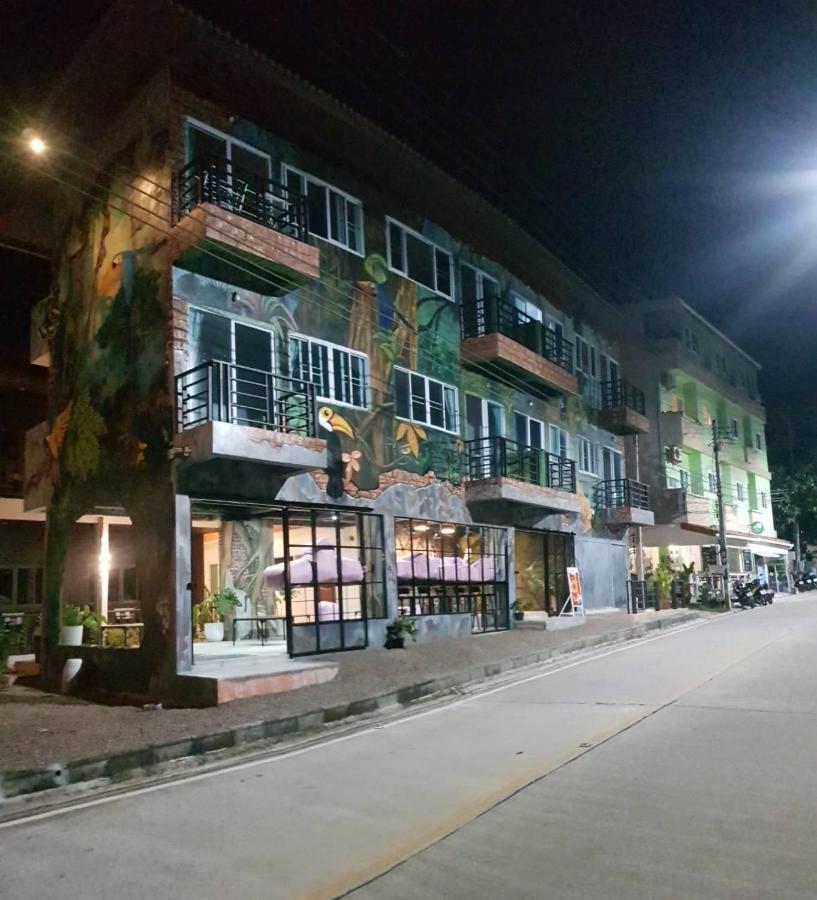 Save Hostel Ko Tao Luaran gambar