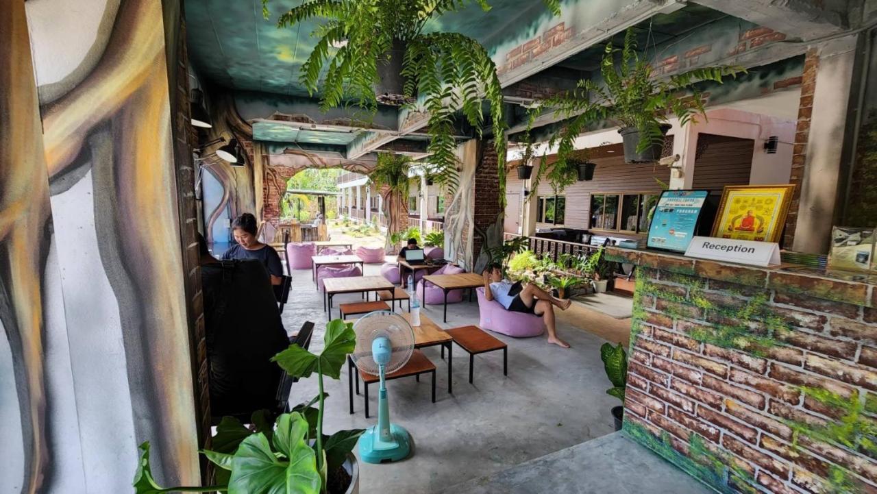 Save Hostel Ko Tao Luaran gambar
